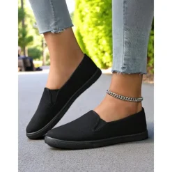 Women's Canvas Slip-On Sneakers – Lightweight Minimalist Flats for Daily Errands, Park Walks and Weekend Brunch Outings