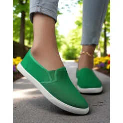 Women's Canvas Slip-On Sneakers – Lightweight Minimalist Flats for Daily Errands, Park Walks and Weekend Brunch Outings