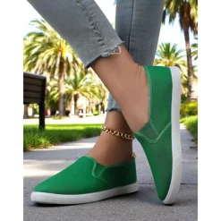 Women's Canvas Slip-On Sneakers – Lightweight Minimalist Flats for Daily Errands, Park Walks and Weekend Brunch Outings