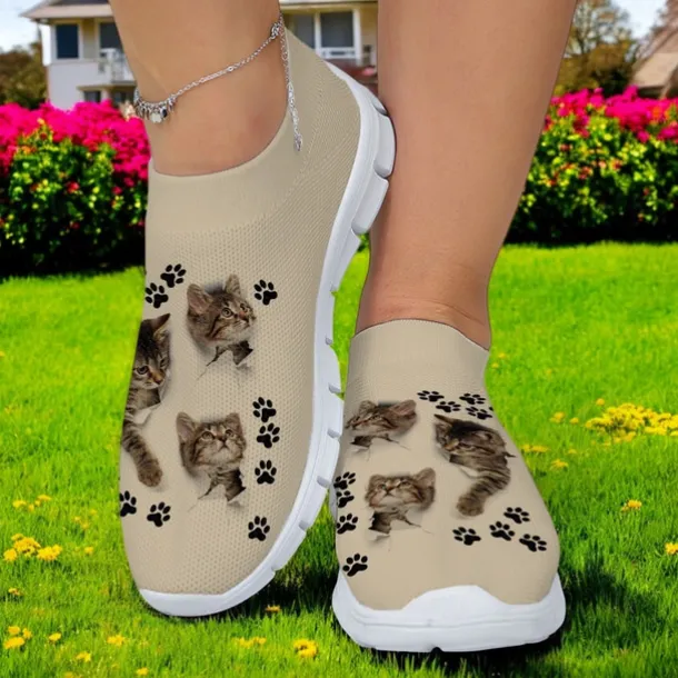 Women's Cat and Cat Paw Print Flyknit Sneakers - Lightweight Breathable Casual Shoes for Fitness and Everyday Wear