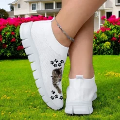Women's Cat and Cat Paw Print Flyknit Sneakers - Lightweight Breathable Casual Shoes for Fitness and Everyday Wear