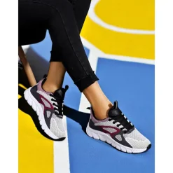 Women's Colorblock Flyknit Athletic Sneakers – Fashion Running Shoes for Gym Workouts, Park Jogging and Urban Athleisure Looks