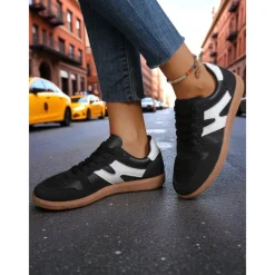 Women's Colorblock Lace-Up Casual Sneakers - Sporty College Style Walking Shoes for Daily Wear and Street Outfits
