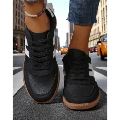 Women's Colorblock Lace-Up Casual Sneakers - Sporty College Style Walking Shoes for Daily Wear and Street Outfits