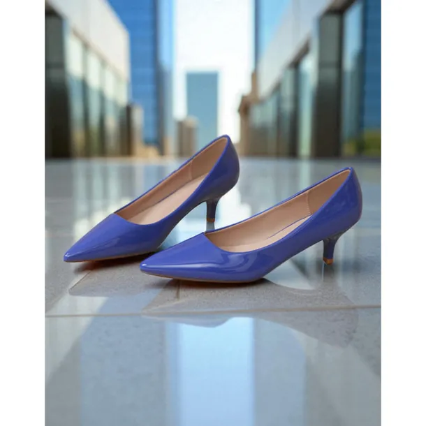 Women's Dark Green Patent Leather Pointed-Toe Kitten Heels - Classic 1950s Elegant Office Pumps for Ladies, Ideal for Workwear, Interviews, and Formal Events