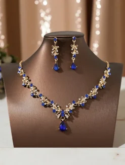 Women's Elegant Gold-Plated Necklace and Earrings Set with Sparkling Teardrop Crystals - Luxury Jewelry for Weddings, Parties, and Formal Events