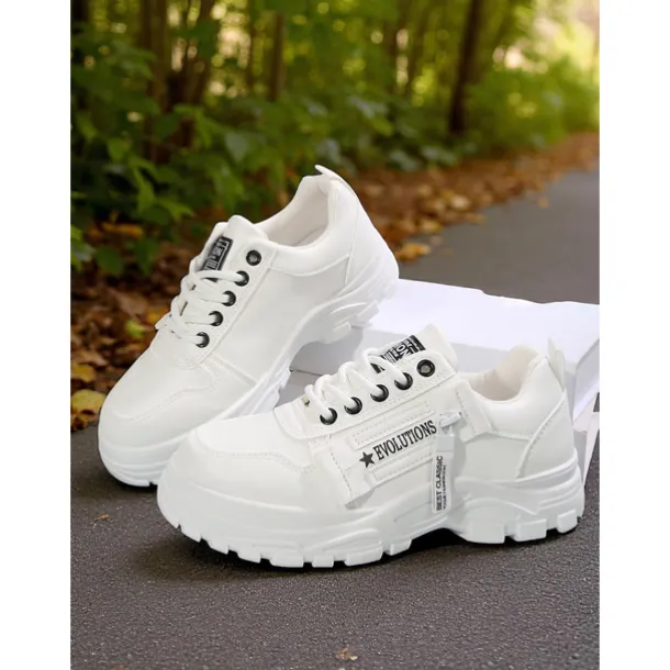 Women's Farm Work Sneakers, Comfortable and Durable, Ideal for Outdoor Work, Gardening and Active Fall Days