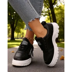 Women's Farm Work Sneakers, Comfortable and Durable, Ideal for Outdoor Work, Gardening and Active Fall Days