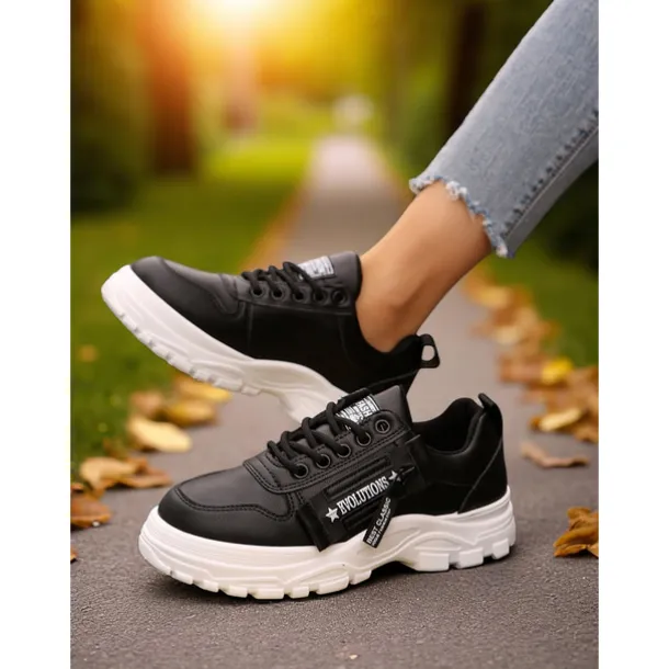 Women's Farm Work Sneakers, Comfortable and Durable, Ideal for Outdoor Work, Gardening and Active Fall Days