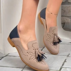 Women's Flats Oxfords Slip-Ons Plus Size Loafer Mules Office Daily Summer Embroidery Low Heel Closed Toe Business Elegant Comfort Walking Shoes PU Loafer Solid Color Cut-out Pink