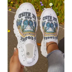 Women's Flyknit Slip-On Sneakers with Autumn Pumpkin Coffee Print – Lightweight Casual Fall Walking Shoes for Halloween & Harvest Festival