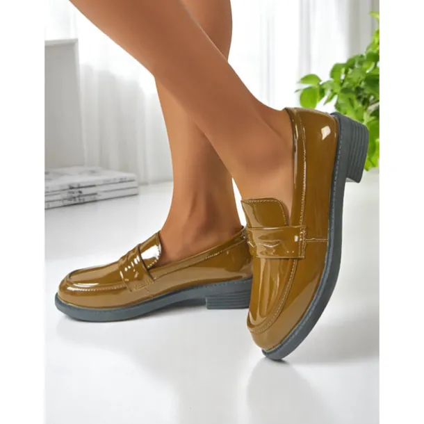 Women's Glossy Faux Leather Loafers with Round Toe and Low Heel, Elegant Slip-On Work Shoes for Urban Professionals, All-Day Wear