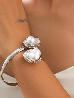 Women's Gold Chunky Choker,Bracelet, Ring Necklace with Baroque Pearl - Bold Statement Jewelry for Weddings, Galas and Evening Parties