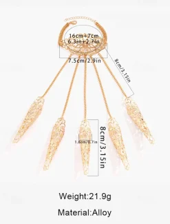 Women's Gothic Black Lace Finger Armor with Chains, Intricate Halloween Costume Jewelry for Cosplay and Special Occasions