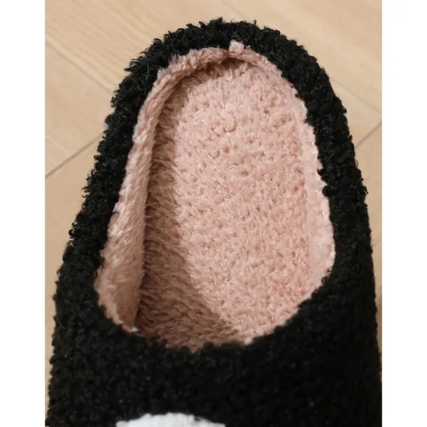 Women's Halloween Horror Face Plush Slippers – Cozy Furry Indoor Shoes with Spooky Ghost Design for Winter Comfort