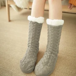Women's House Socks With Grippers Super Soft Warm Cozy Fuzzy Fleece-Lined Socks Stockings Autumn Winter Ladies Floor Socks