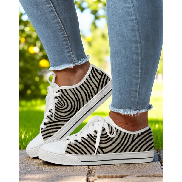 Women's Lace - Up Canvas Sneakers with Floral Print – Casual & Youthful Style for Teenagers and Young Women in School, Street Outings & Casual Gatherings
