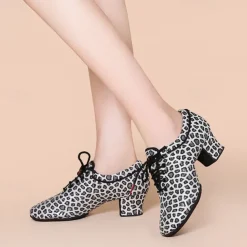 Women's Latin Shoes Practice Trainning Dance Shoes Performance Training Heel Cuban Heel Round Toe Lace-up Adults' Black Brown