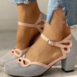 Women's Polka Dot Block Heel Mary Jane Shoes – Retro Round Toe Pumps with Ankle Strap for Casual Wear, Parties & Vintage Outfits