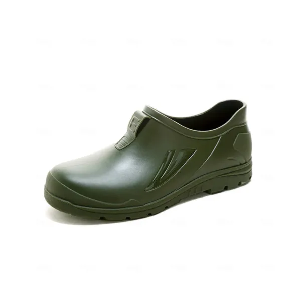 Women's Practical Green Slip-On Garden Shoes – Durable, Lightweight, Ideal for Gardening, Outdoor Work, and Casual Wear