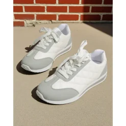 Women's Quilted Lace-Up Sneakers – Casual Fashion Walking Shoes for Daily Wear, Weekend Shopping and Light Workouts