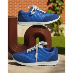 Women's Quilted Lace-Up Sneakers – Casual Fashion Walking Shoes for Daily Wear, Weekend Shopping and Light Workouts