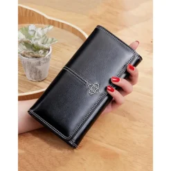 Women's Red Faux Leather Wallet with Multiple Card Slots and Zippered Coin Pocket – Elegant and Functional Clutch for Everyday Use