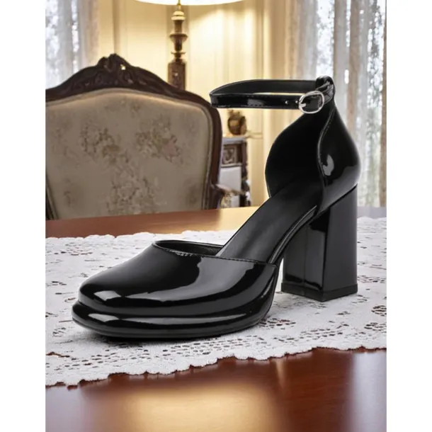 Women's Red Patent Leather Block Heel Pumps – 1950s Vintage-Inspired Ankle Strap Dress Shoes for Parties, Work, and Special Occasions