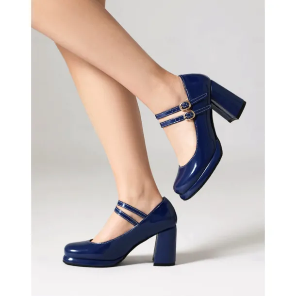 Women's Retro Double-Strap Mary Jane Heels - Patent Leather Block Heel Shoes for Vintage-Inspired Outfits