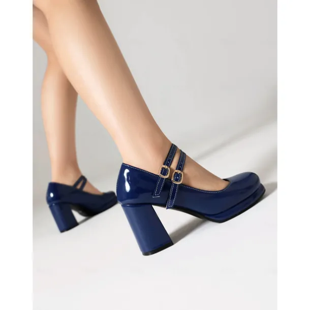 Women's Retro Double-Strap Mary Jane Heels - Patent Leather Block Heel Shoes for Vintage-Inspired Outfits