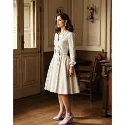 Women's 1950s Lilac Mary Jane Pumps - Glossy Chunky Heel Dress Shoes with Adjustable Strap for Retro-Inspired Outfits, Tea Parties, and Office Wear