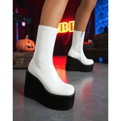 Women's 1980s Red Patent Platform Wedge Go-Go Boots – Retro Shiny Ankle Boots for Parties, Stage Shows, and Halloween Costumes