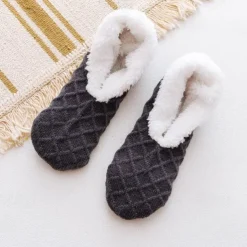 Women's Sherpa Lined Slipper Socks Non Slip Fuzzy Non-Slip Warm Fall & Winter Knit Coral Fleece Socks, Cozy Plush Floor Socks for Fall & Winter