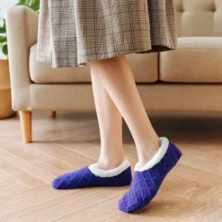 Women's Sherpa Lined Slipper Socks Non Slip Fuzzy Non-Slip Warm Fall & Winter Knit Coral Fleece Socks, Cozy Plush Floor Socks for Fall & Winter