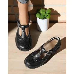 Women's 1950s-Inspired Black T-Strap Mary Jane Shoes - Vintage Brogue Leather Heels with Buckle and Chunky Sole for Daily Wear,Cosplay & Gothic Outfits