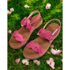 Women's Slingback Sandals with Twisted Strap Design, Soft Comfortable Sole and Casual Style for Summer Outings and Beachwear