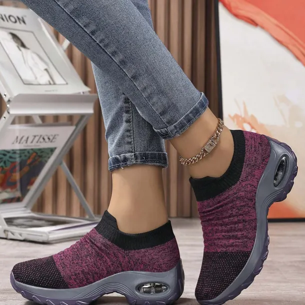 Women's Slip-On Air Cushion Walking Shoes - Breathable Knitted Athletic Sneakers for Comfort and Support, Ideal for Daily Use and Fitness Activities