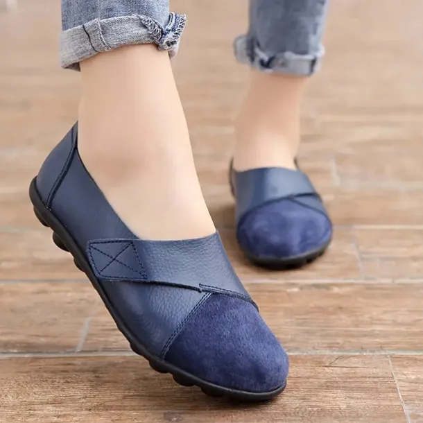 Women's Slip-on Loafers Round Toe Comfy Flat Shoes Casual Faux Leather Flats