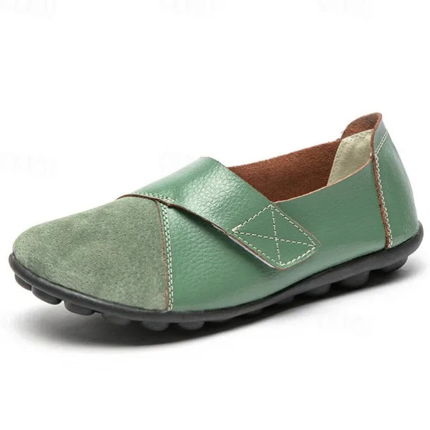 Women's Slip-on Loafers Round Toe Comfy Flat Shoes Casual Faux Leather Flats