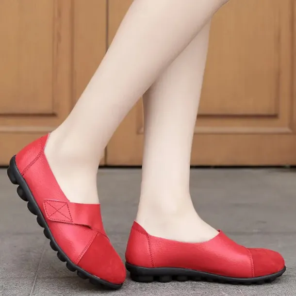 Women's Slip-on Loafers Round Toe Comfy Flat Shoes Casual Faux Leather Flats