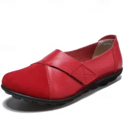 Women's Slip-on Loafers Round Toe Comfy Flat Shoes Casual Faux Leather Flats