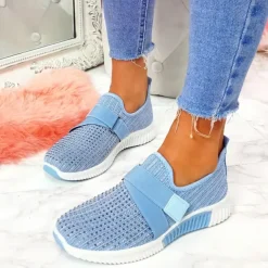Women's Sneakers Slip-Ons Plus Size Flyknit Shoes White Shoes Outdoor Daily Flat Heel Round Toe Sporty Casual Minimalism Running Tissage Volant Loafer Light Blue Black White