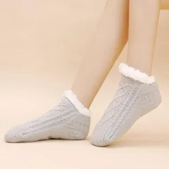 Women's Socks Autumn And Winter Super Soft Warm Cozy Fuzzy Fleece-Lined House Socks With Grippers Adult Ladies Floor Socks