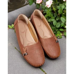Women's Soft Pink Loafers – Comfortable Slip-On Driving Moccasins for Office, Shopping and Weekend Outings