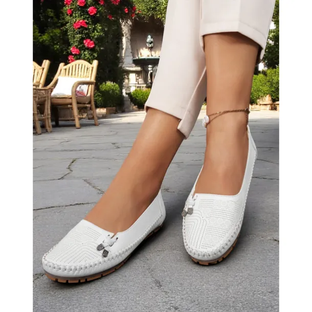 Women's Soft Pink Loafers – Comfortable Slip-On Driving Moccasins for Office, Shopping and Weekend Outings