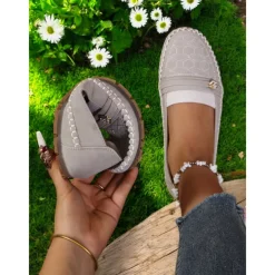 Women's Stitched Rhinestone Loafers – Comfortable Non-Slip Casual Driving Moccasins for Daily Wear