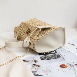 Women's Straw Top Handle Bag – Woven Summer Handbag with Gold Chain Strap & Turn-Lock Closure for Beach, Vacation & Casual Outings