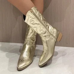 Women's Stylish White Cowboy Boots Mid-Calf Boots with Embroidered Detailing for Casual and Western Outfits