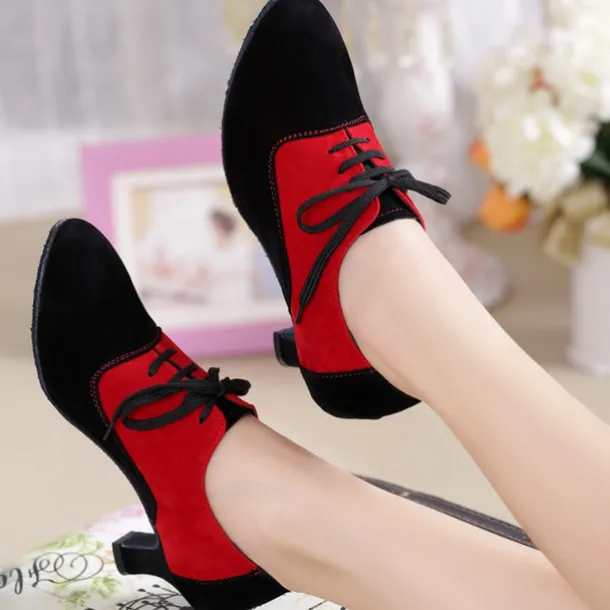 Women's Suede Lace-Up Low Heel Dance Shoes – Elegant Retro Style for Ballroom or Casual Occasions