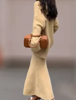 Women's Sweater Streetwear Casual Solid Color Fuzzy V Neck Knitted Long Sleeve Long Tops Knit Home Work Black Yellow Fall Winter